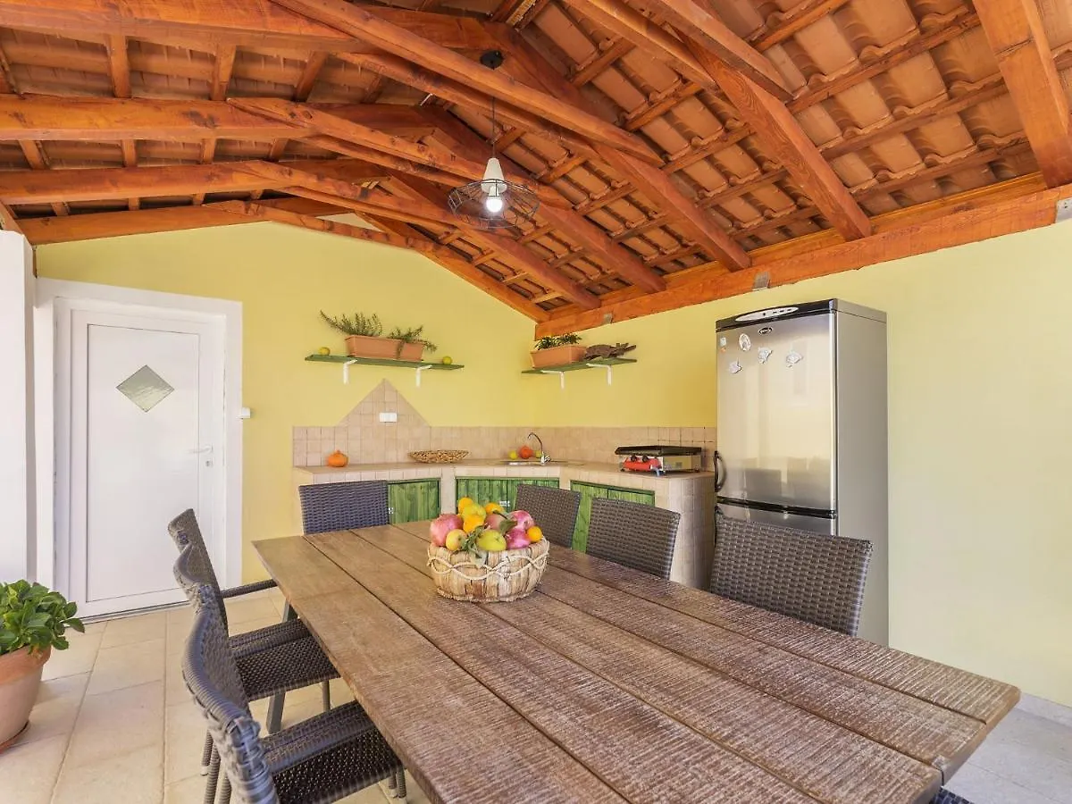 Villa In Vodnjan With Private Swimming Pool