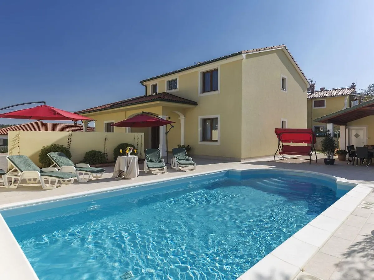 Villa In Vodnjan With Private Swimming Pool Croazia